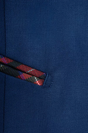 Жилет для девочки РОЗА цвет синий 015 красная клетка